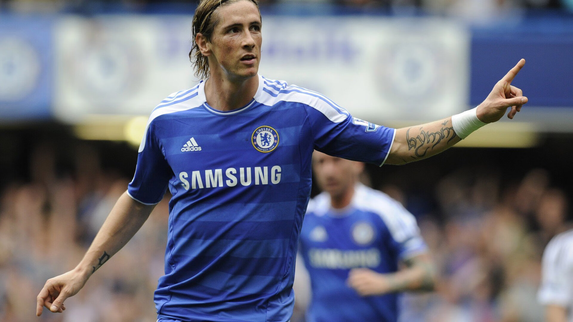 利物浦边锋突破频繁成为比赛关键点，利物浦的阵型2020