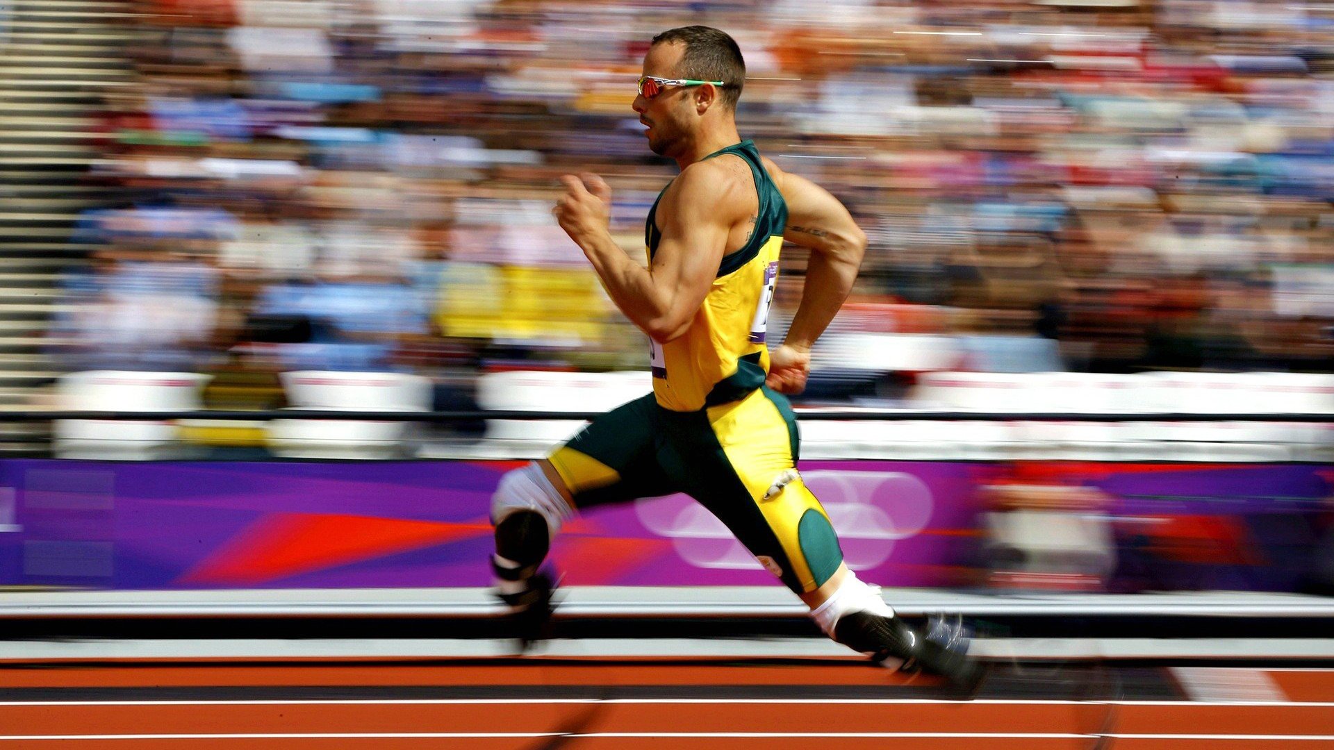 拜仁二次进攻组织效率极高,拜仁两次犯错